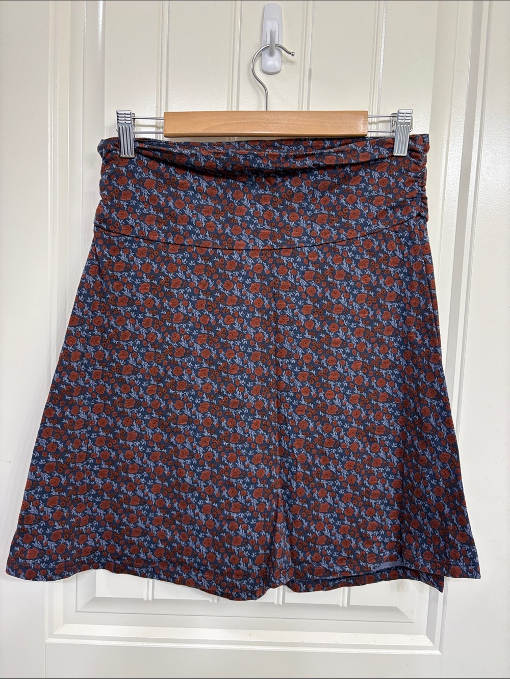 Toad&Co Navy and Rust Floral A-Line Skirt